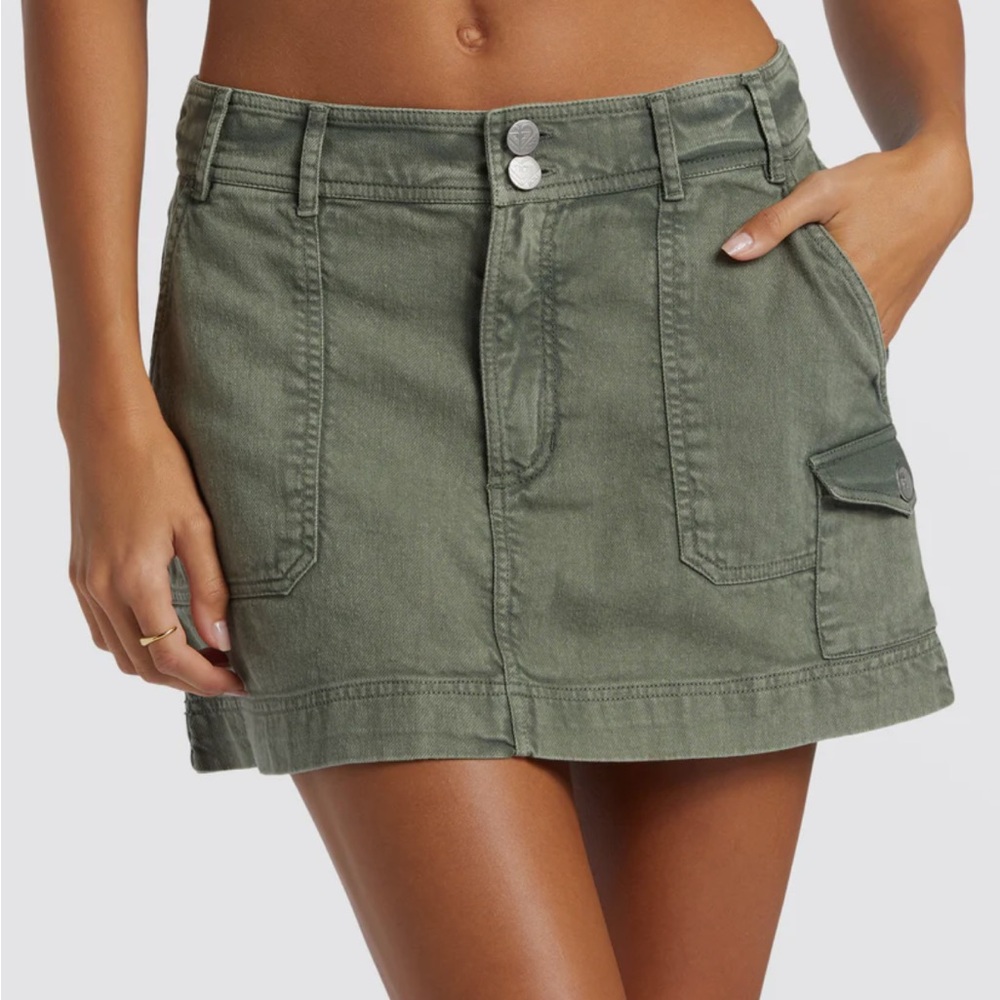 🛍️# 2440 NWT ROXY 100% Cotton Aguave Grn Jean Skirt